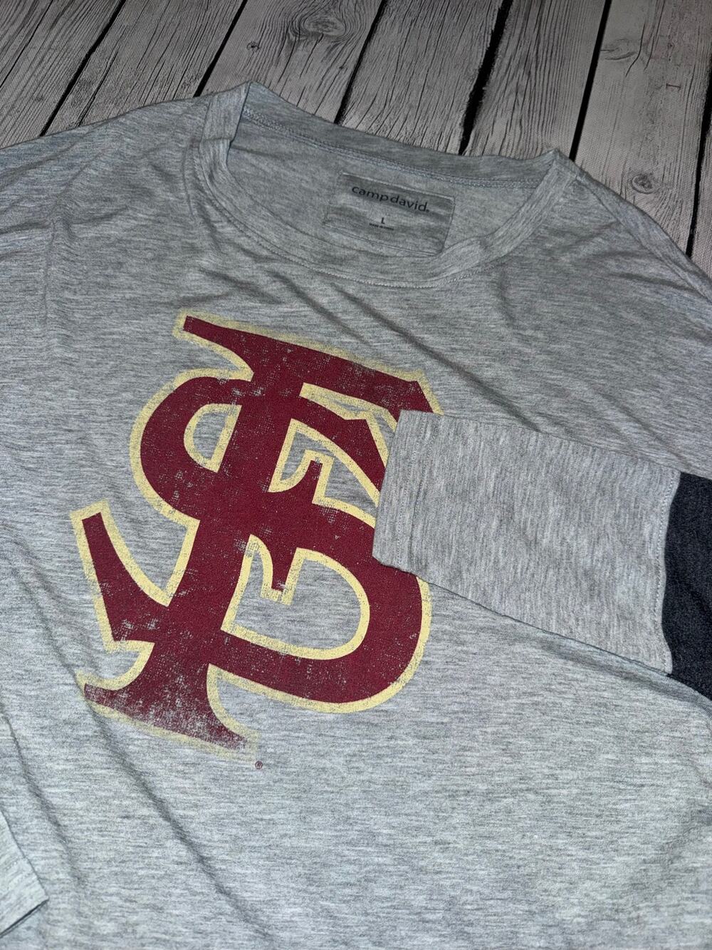 FSU Florida State Seminoles Women’s Long Sleeve Graphic T-Shirt Size Large